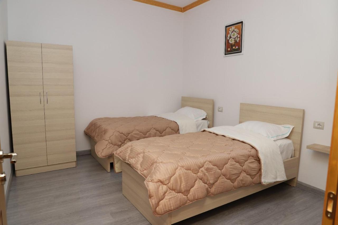 Comfort Apartment Берат Екстериор снимка